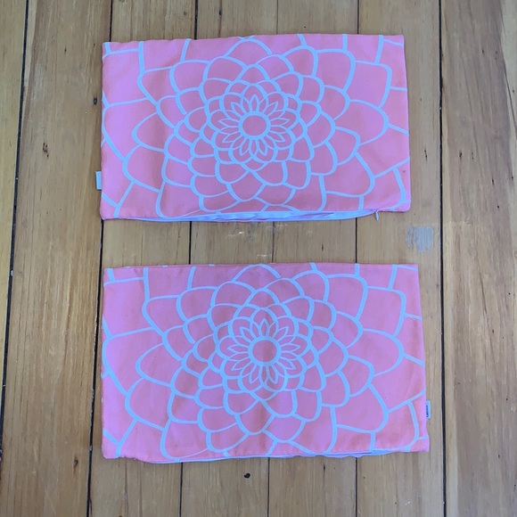 2 Pillow Cases Light Pink and White CaliTime - Picture 3 of 3